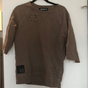 ❗️SALE❗️Distressed and edgy post-workout shirt! ✨